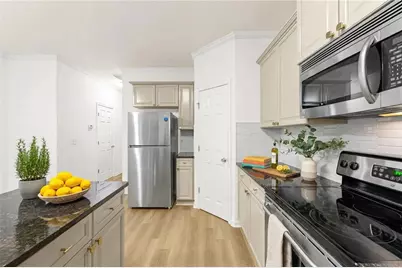 1488 Liberty Parkway NW #2202, Atlanta, GA 30318 - Photo 6