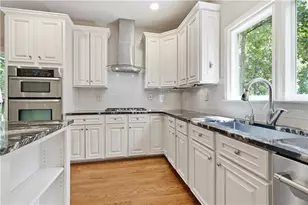 110 Bitternut Cir, Roswell, GA 30076 - Photo 14