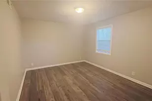 141 Hemlock Cir, Lawrenceville, GA 30046 - Photo 10