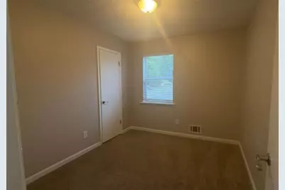 141 Hemlock Circle, Lawrenceville, GA 30046 - Photo 16