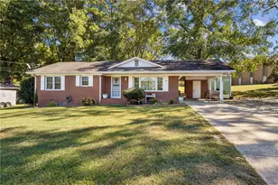542 Marion St, Winder, GA 30680 - Photo 4