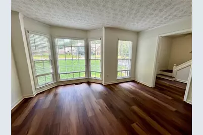 926 W Mill Trace NW, Kennesaw, GA 30152 - Photo 10