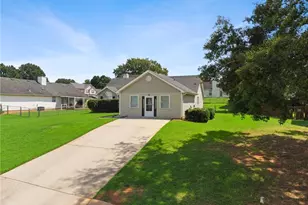 7001 Kingston Ln, McDonough, GA 30253 - Photo 4