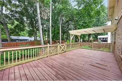 4682 Stonehenge Drive, Dunwoody, GA 30360 - Photo 24
