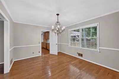 4682 Stonehenge Drive, Dunwoody, GA 30360 - Photo 8