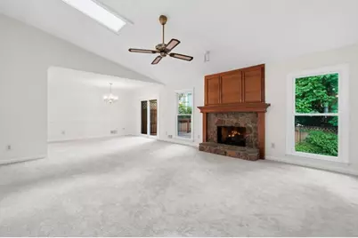 1057 Capital Club Circle NE, Atlanta, GA 30319 - Photo 4