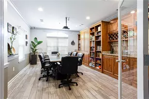 1075 Peachtree Walk NE, Atlanta, GA 30309 - Photo 24