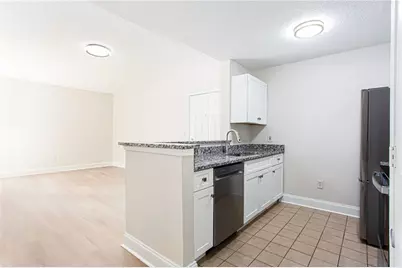 1075 Peachtree Walk NE #A312, Atlanta, GA 30309 - Photo 6