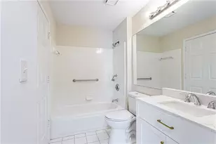 1075 Peachtree Walk NE, Atlanta, GA 30309 - Photo 16