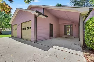10900 Spotted Pony Trail, Johns Creek, GA 30022 - Photo 26