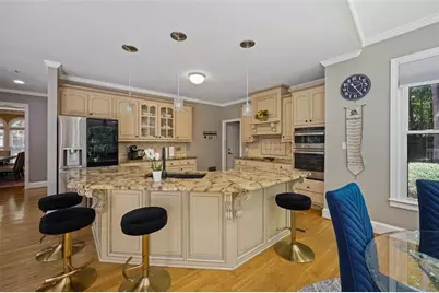 200 Dewdrop Court, Johns Creek, GA 30022 - Photo 12