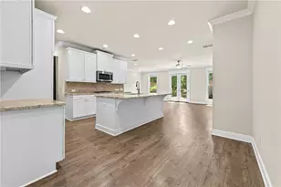 2028 Glenview Park Cir, Duluth, GA 30097 - Photo 4