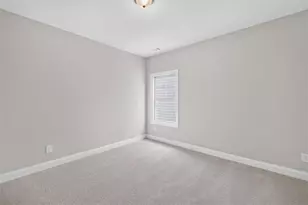 922 Homepark Circle, Buford, GA 30518 - Photo 34