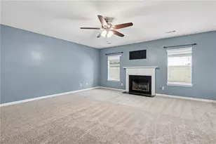 373 Kentwood Springs Dr, Hampton, GA 30228 - Photo 4
