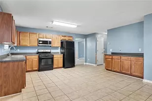 373 Kentwood Springs Dr, Hampton, GA 30228 - Photo 12