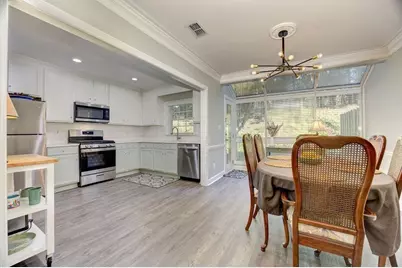 27 Mount Vernon Circle, Atlanta, GA 30338 - Photo 12