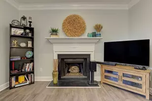 27 Mt Vernon Cir, Atlanta, GA 30338 - Photo 10