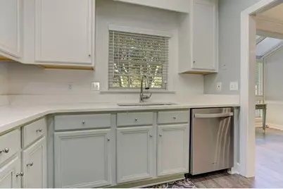 27 Mount Vernon Circle, Atlanta, GA 30338 - Photo 20