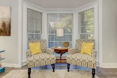 27 Mount Vernon Circle, Atlanta, GA 30338 - Photo 8