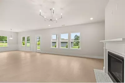 8315 Creekside Overlook Drive, Gainesville, GA 30506 - Photo 14