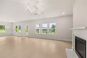 8315 Creekside Overlook Dr, Gainesville, GA 30506 - Photo 14
