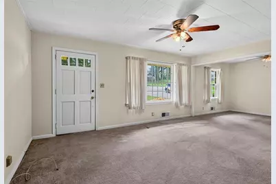 2069 Elmwood Circle, Snellville, GA 30078 - Photo 12