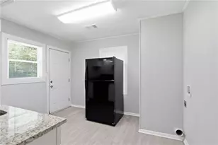 1693 Concord Dr SE, Marietta, GA 30060 - Photo 10