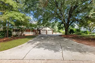 2647 Ashley Oaks Ct, Duluth, GA 30096 - Photo 2