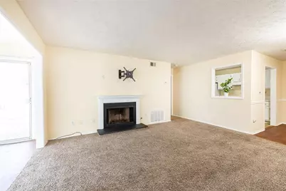 910 Augusta Drive SE, Marietta, GA 30067 - Photo 6