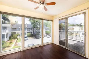 910 Augusta Dr SE, Marietta, GA 30067 - Photo 18
