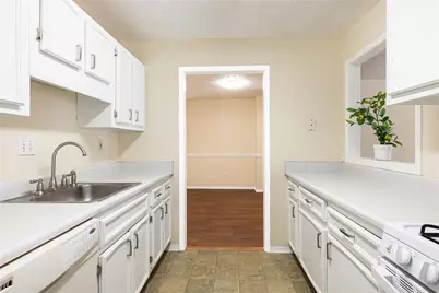 910 Augusta Drive SE, Marietta, GA 30067 - Photo 14