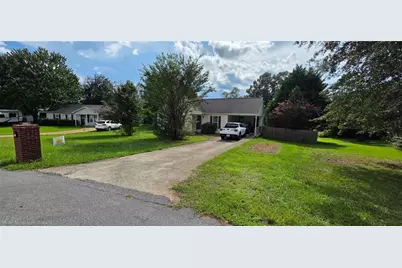 5831 Fieldstone Court, Clermont, GA 30527 - Photo 2