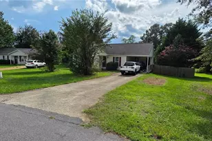 5831 Fieldstone Ct, Clermont, GA 30527 - Photo 2