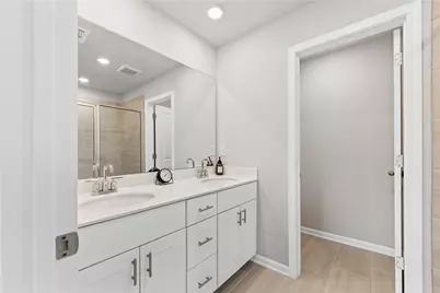 1752 Villageside Court, Lawrenceville, GA 30043 - Photo 20