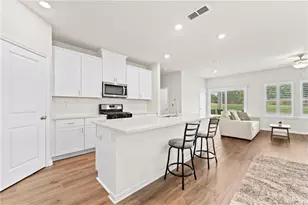 1752 Villageside Ct, Lawrenceville, GA 30043 - Photo 4