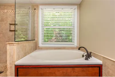 1429 Shadowrock Ct, Marietta, GA 30062 - Photo 24