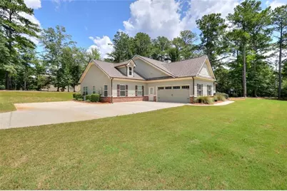 1414 Maple Cove Lane, Loganville, GA 30052 - Photo 2