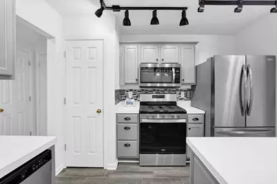 2010 Hidden Valley Drive SW, Marietta, GA 30008 - Photo 22