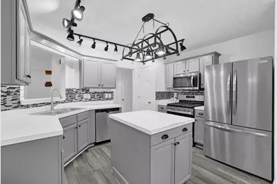 2010 Hidden Valley Drive SW, Marietta, GA 30008 - Photo 20