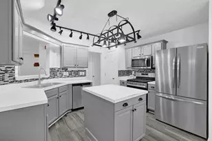 2010 Hidden Valley Dr SW, Marietta, GA 30008 - Photo 20