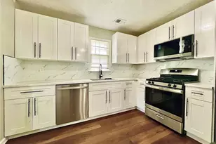 2034 Corners Cir, Lithonia, GA 30058 - Photo 14