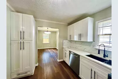 2034 Corners Circle, Lithonia, GA 30058 - Photo 16