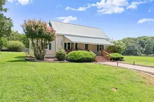 6806 Shoal Creek Rd, Clermont, GA 30527 - Photo 1