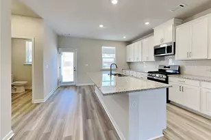 321 Sammon Wy, Lawrenceville, GA 30046 - Photo 6