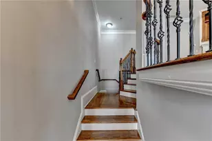 813 Clifton Heights Ln NE, Atlanta, GA 30329 - Photo 4