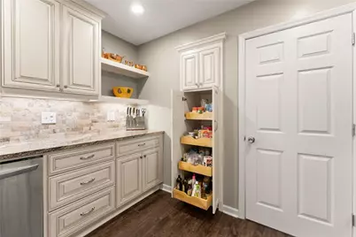 6413 Farm Ridge Court, Flowery Branch, GA 30542 - Photo 14