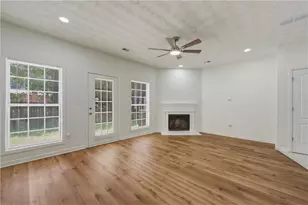 20 Pine Canyon Dr SW, Atlanta, GA 30331 - Photo 12