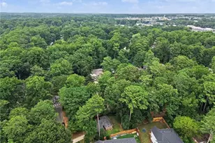 2065 Plantation Ln, Atlanta, GA 30341 - Photo 26