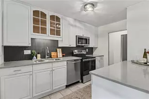 2065 Plantation Ln, Atlanta, GA 30341 - Photo 4