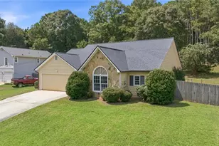 2110 Uniwattee Trail, Dacula, GA 30019 - Photo 2